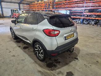 Renault Captur 0.9 Energy TCE 12V SUV  Benzine 898cc 66kW (90pk) FWD picture 4