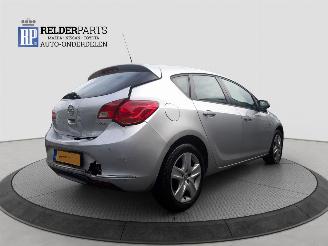 Opel Astra 1.6 CDTI picture 5