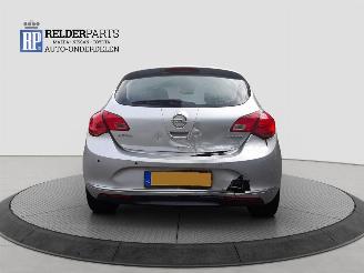 Opel Astra 1.6 CDTI picture 4