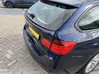 BMW 3-serie Touring -  320i High Executive picture 18