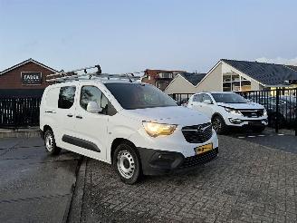 bruktbiler bedrijf Opel Combo 1.2 Turbo L2H1 Edition | BENZINE !! 2020/10