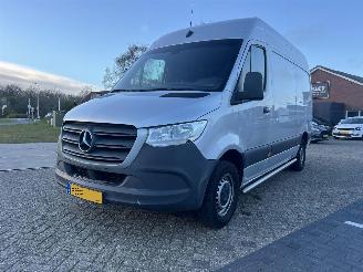 Mercedes Sprinter 315 1.9 CDI L2H2 MBUX NAVI picture 3