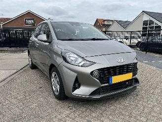 skadebil auto Hyundai I-10 1.0 Comfort Smart 2021/8