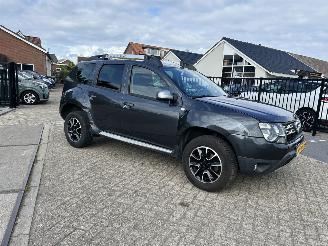 Vaurioauto  passenger cars Dacia Duster 1.2 TCe 4x2 Prestige  90.880 KM !! 2015/10