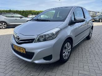 Toyota Yaris 1.3 VVT-i Aspiration picture 22