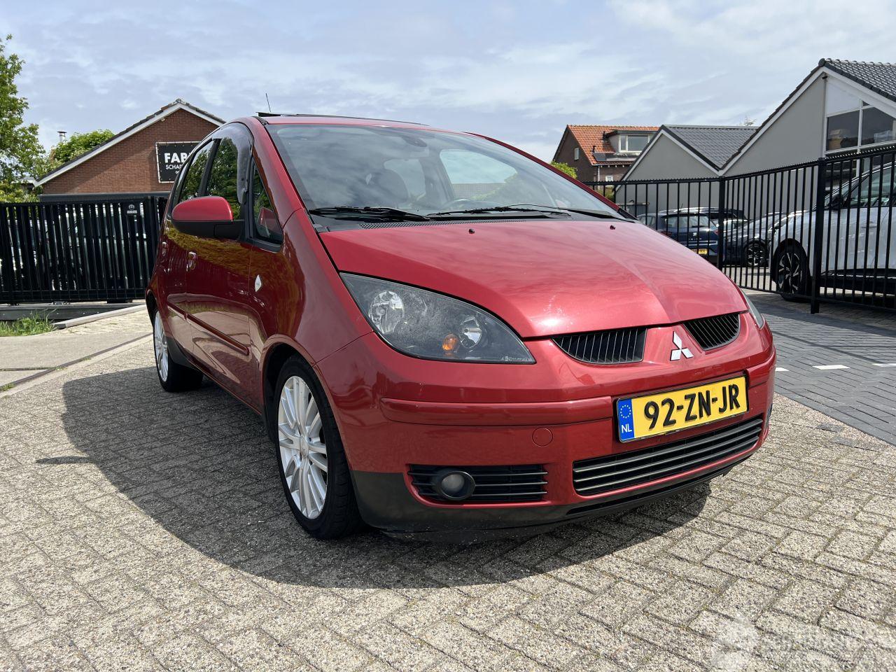 Mitsubishi Colt 1.5 Sky airco pano 155.055 KM!!