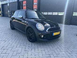 Voiture accidenté Mini One 1.6 One MINIMALIST Chili 2013/6