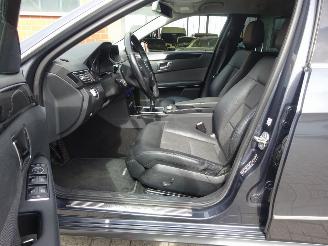 Mercedes E-klasse E 200 T CGI Avantgarde 135kw, Navi, Leer, Climate & Cruise control picture 13