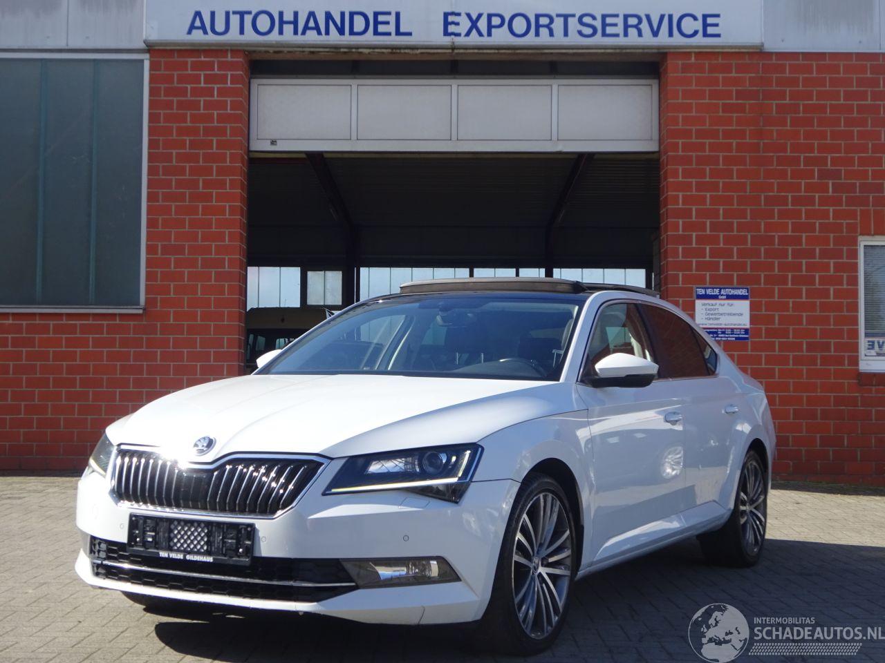 Skoda Superb 2.0 TDI Ambition Business, Panorama, Navi, DAB+, Climate & Cruise