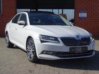 Skoda Superb 2.0 TDI Ambition Business, Panorama, Navi, DAB+, Climate & Cruise picture 3
