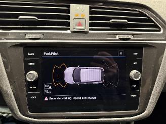 Volkswagen Tiguan 1.5TSI 110kW Automaat ACT Highline Business R picture 35