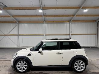 Mini Mini 1.6 72kW Pano Airco One Chili picture 8