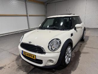 Mini Mini 1.6 72kW Pano Airco One Chili picture 10