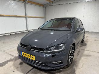 Volkswagen Golf 1.4TSI 110kW Automaat Highline Pano Business R picture 10