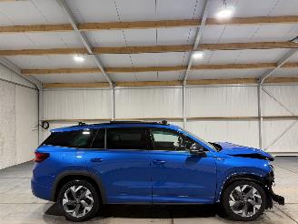 Vaurioauto  passenger cars Skoda Kodiaq 1.5TSI PHEV 110kW Automaat Sportline Business Pano 2025/9