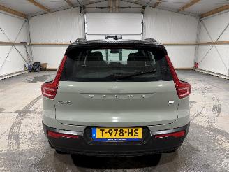 Volvo XC40 70kWh 170kW Recharge Ultimate Pano picture 7
