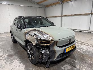 Volvo XC40 70kWh 170kW Recharge Ultimate Pano picture 3