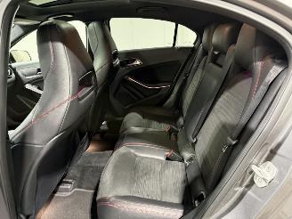 Mercedes A-klasse 180 90kW Automaat Pano Ambition picture 36