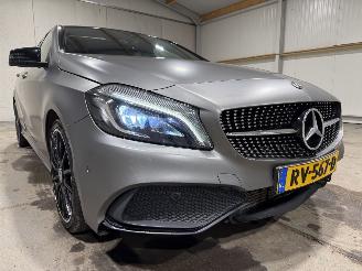 Mercedes A-klasse 180 90kW Automaat Pano Ambition picture 22
