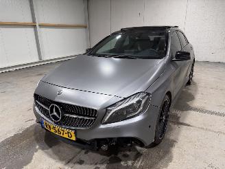Mercedes A-klasse 180 90kW Automaat Pano Ambition picture 10