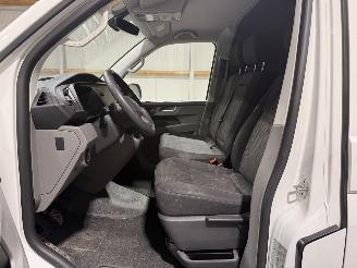 Volkswagen Transporter 2.0TDI 81kW L2H1 2xSchuifdeur Navi picture 12