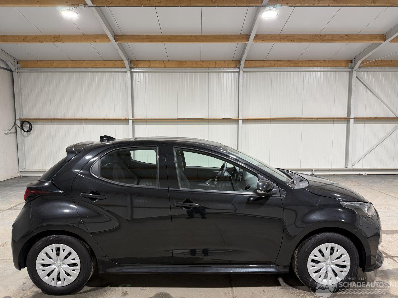Toyota Yaris 1.5Hybrid 68kW Automaat Business