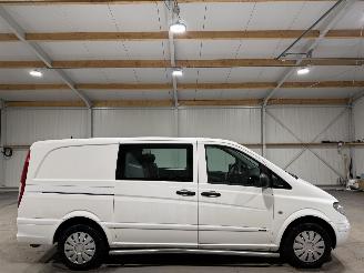 krockskadad bil bedrijf Mercedes Vito 111CDI 85kW 320Lang DC Luxe 2010/9