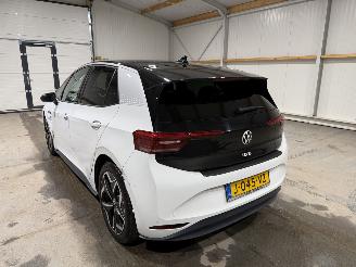 Volkswagen ID.3 58kWh 150kW First Plus picture 12