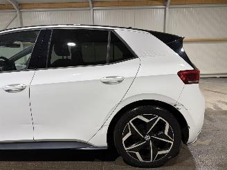 Volkswagen ID.3 58kWh 150kW First Plus picture 31