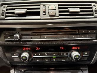 BMW 5-serie 520i 135kW Automaat High Executive picture 27
