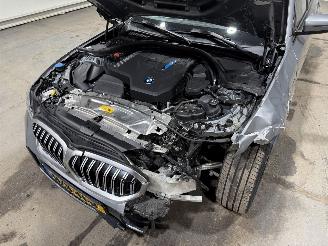 BMW 3-serie 330e 135kW Automaat Camera picture 26