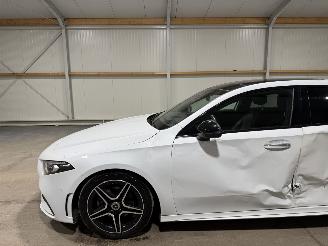 Mercedes A-klasse 200 120kW Automaat Pano Premium Plus picture 13