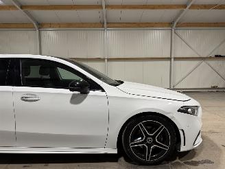 Mercedes A-klasse 200 120kW Automaat Pano Premium Plus picture 14