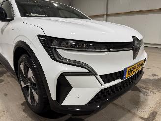 Renault Mégane E-Tech 60kWh 160kW Comfort Range Techno picture 22