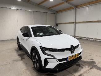 Renault Mégane E-Tech 60kWh 160kW Comfort Range Techno picture 3