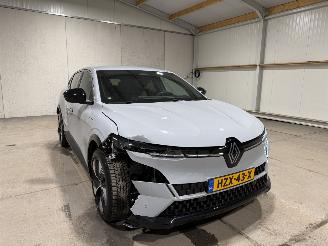 Renault Mégane E-Tech 60kWh Comfort Range 160kW Techno picture 3