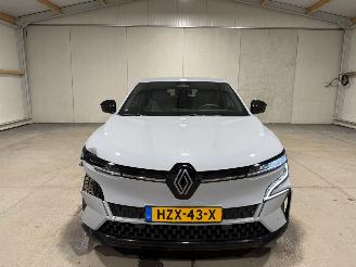 Renault Mégane E-Tech 60kWh Comfort Range 160kW Techno picture 4