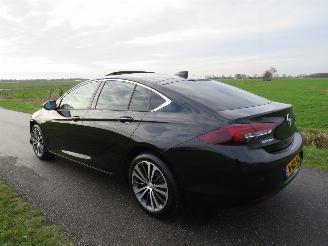 skadebil auto Opel Insignia GRAND SPORT 1.5 165pk Turbo Euro 6 Innovation Camera Leer   5drs 2017/12