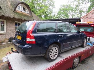 skadebil auto Volvo V-50 2.4 140pk 2004  [ sloop of loop 2004/8