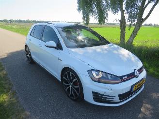 Volkswagen Golf GTI 20 TSi 5drs 220pk Automaat  190.000  Camera Navigatie Leer 2013-11 picture 18