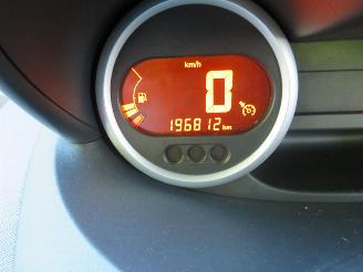 Renault Twingo 1.2 16v Dynamique 2010  Airco Cruiscontrolle top top staat picture 7