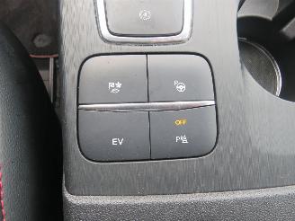 Ford Kuga 2.5 PHEV 152 pk Automaat  ST Line Titaniun Sport Hybride Elektriciteit Benzine  schuifdak picture 23