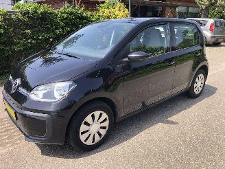 Volkswagen Up! Up! 1.0 picture 2
