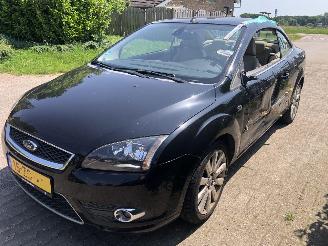 Ford Focus Focus Coupé-Cabriolet 1.6-16V Titanium picture 5