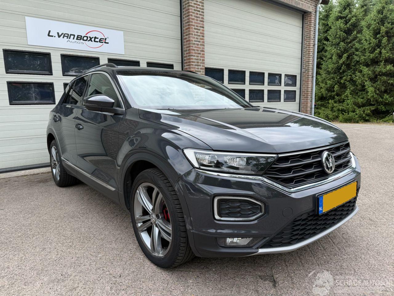 Volkswagen T-Roc 1.5 TSI Sport Automaat Pano Navi Clima