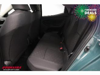 Toyota Yaris 1.5 Hybrid 115 Dynamic LED ACC LRHZ SHZ Camera PDC 3.421 km! picture 18