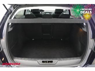 Peugeot 308 1.2 PureTech Aut. Allure Pano LED Navi Clima Cruise PDC picture 21