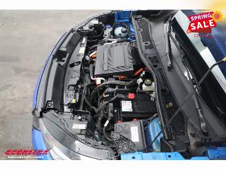 Peugeot e-2008 EV Facelift Active 54 kWh LED Navi Clima Cruise SHZ PDC 41.758 km! picture 10