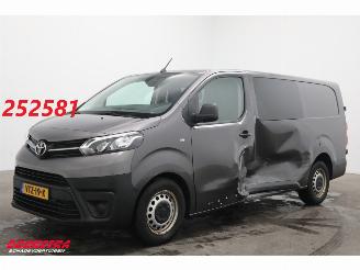 skadebil bedrijf Toyota Proace 2.0 D-4D DoKa DC 6P. Aut. Navi Airco Cruise Apple/Android PDC 2023/6