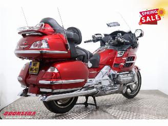 Honda GL 1800 Gold Wing GL 1800 Gold Wing Dual C-ABS Deluxe Cruise Radio Reverse picture 3